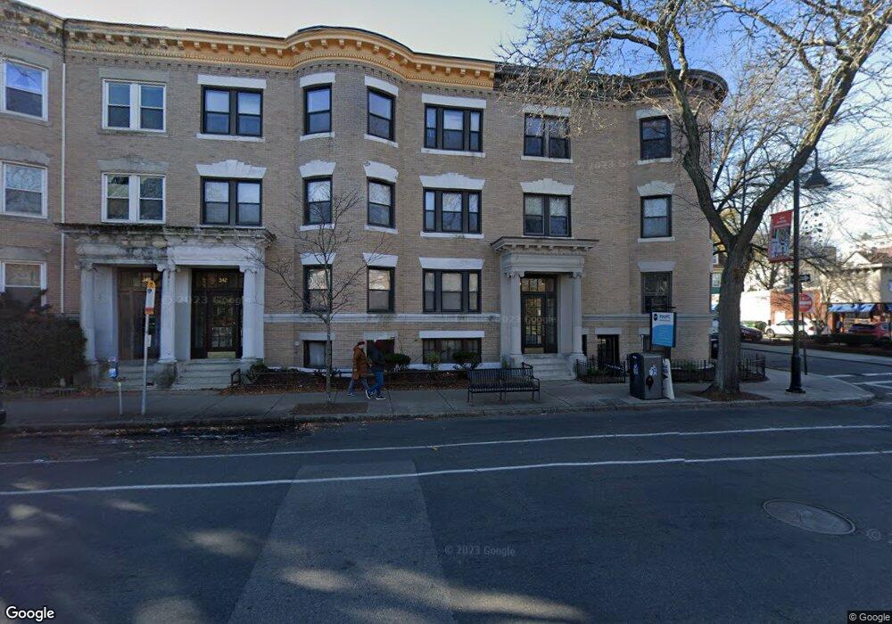 344 Harvard St unit A, Brookline, MA 02446 - photo 1