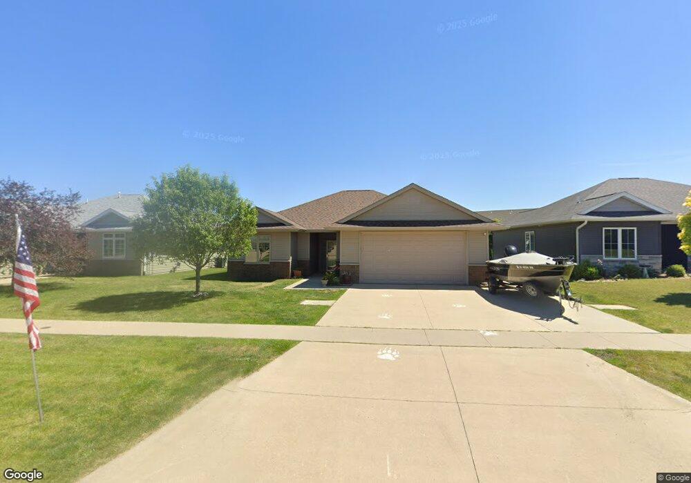 604 W Orange St, West Branch, IA 52358 - photo 1