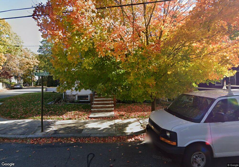 2 Shawnee Rd, Arlington, MA 02476 - photo 1