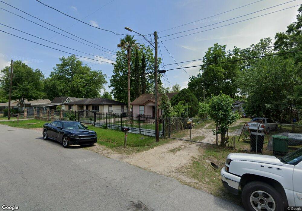 2622 Hollis St, Houston, TX 77093 - photo 1