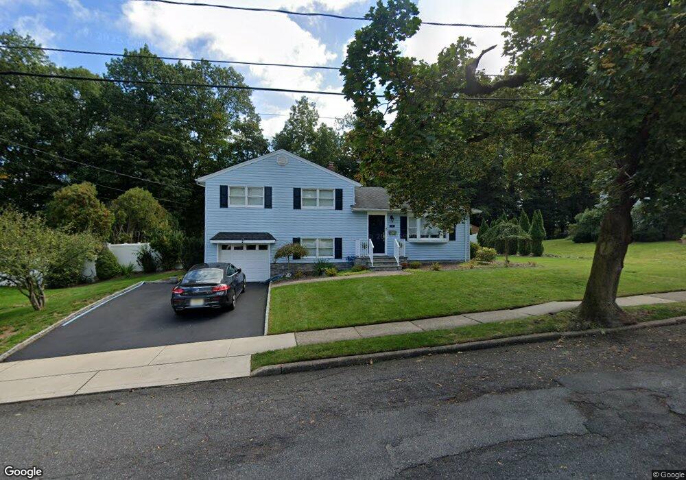 33 Hemlock St, Waldwick, NJ 07463 - photo 1