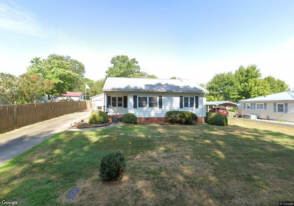 2049 Winter St, Asheboro, NC 27203 - photo 1