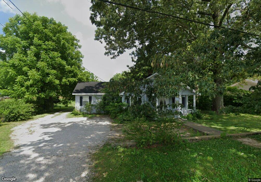 607 Woodrow St, Manchester, TN 37355 - photo 1