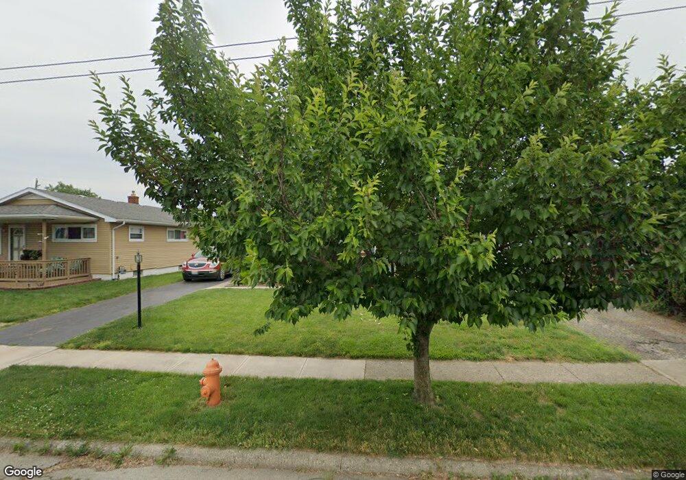 4187 Dixie Ct, Columbus, OH 43228 - photo 1