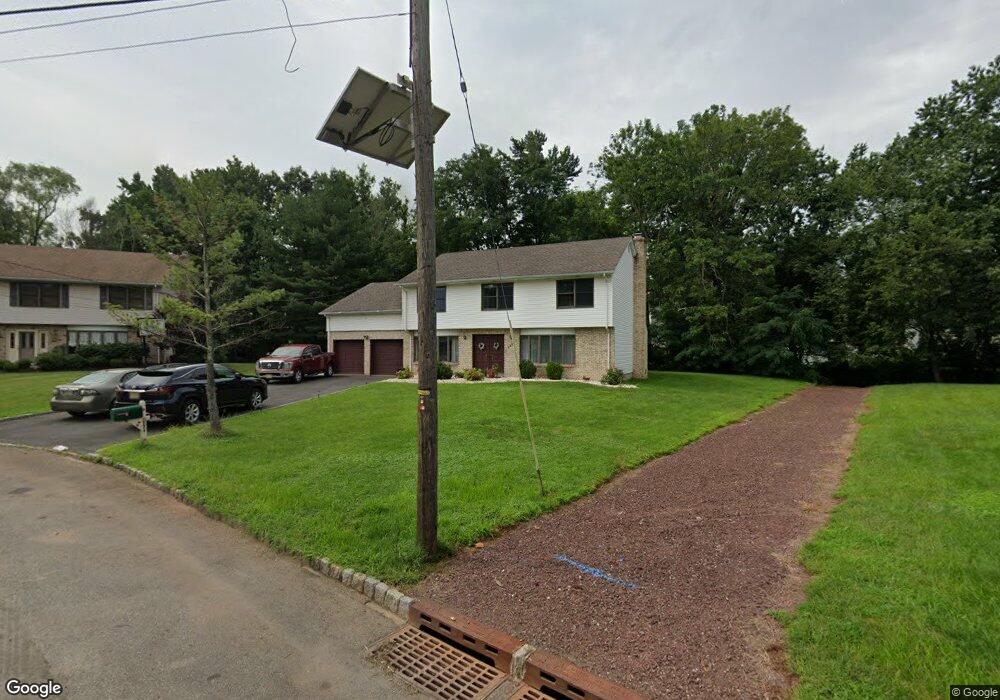 228 Briarheath Ln, Clark, NJ 07066 - photo 1