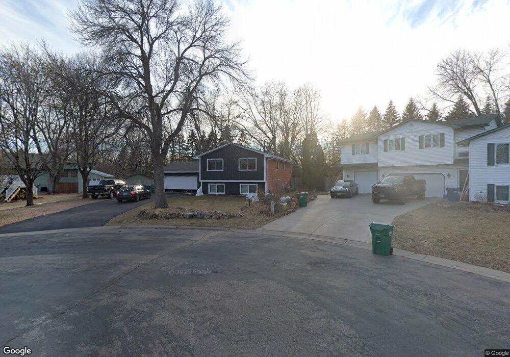 11061 100th Ave N, Maple Grove, MN 55369 - photo 1