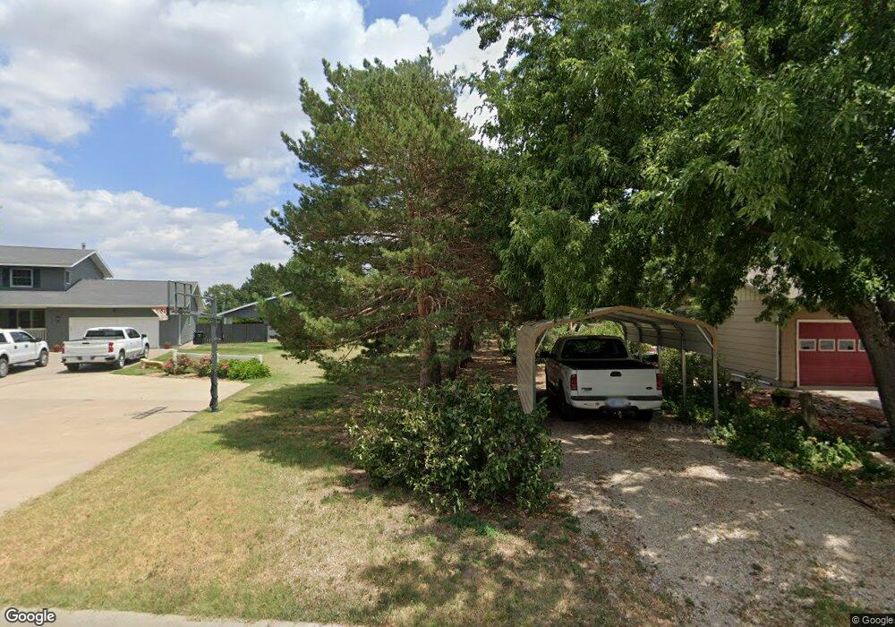 722 N 7th St, Wakeeney, KS 67672 - photo 1