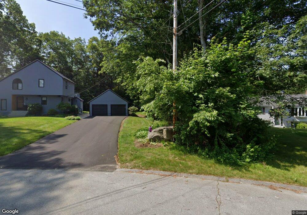 14 Forest Dr, MerriMacK, NH 03054 - photo 1