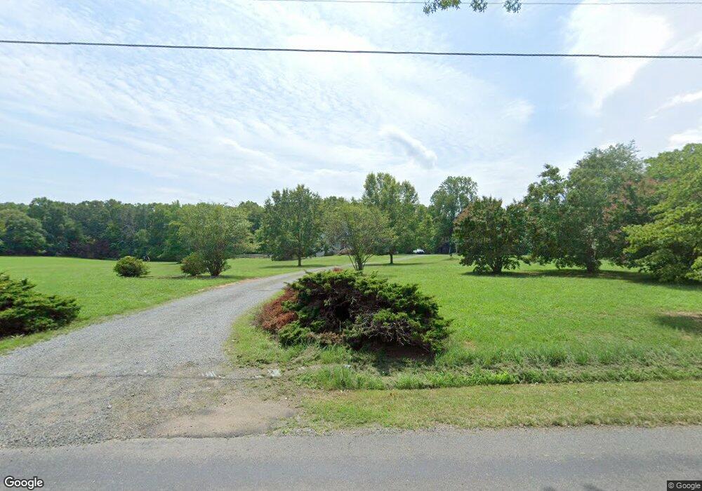 7304 Kennedy Rd, Nokesville, VA 20181 - photo 1