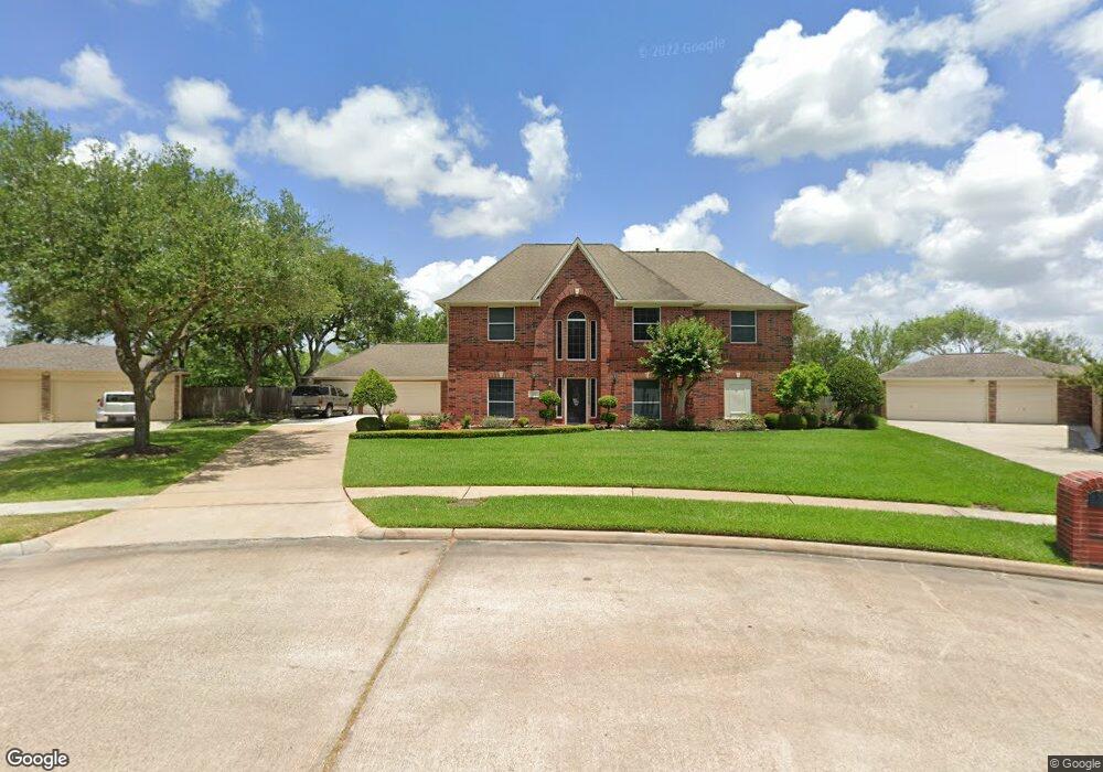 1701 Destin Ln, Friendswood, TX 77546 - photo 1