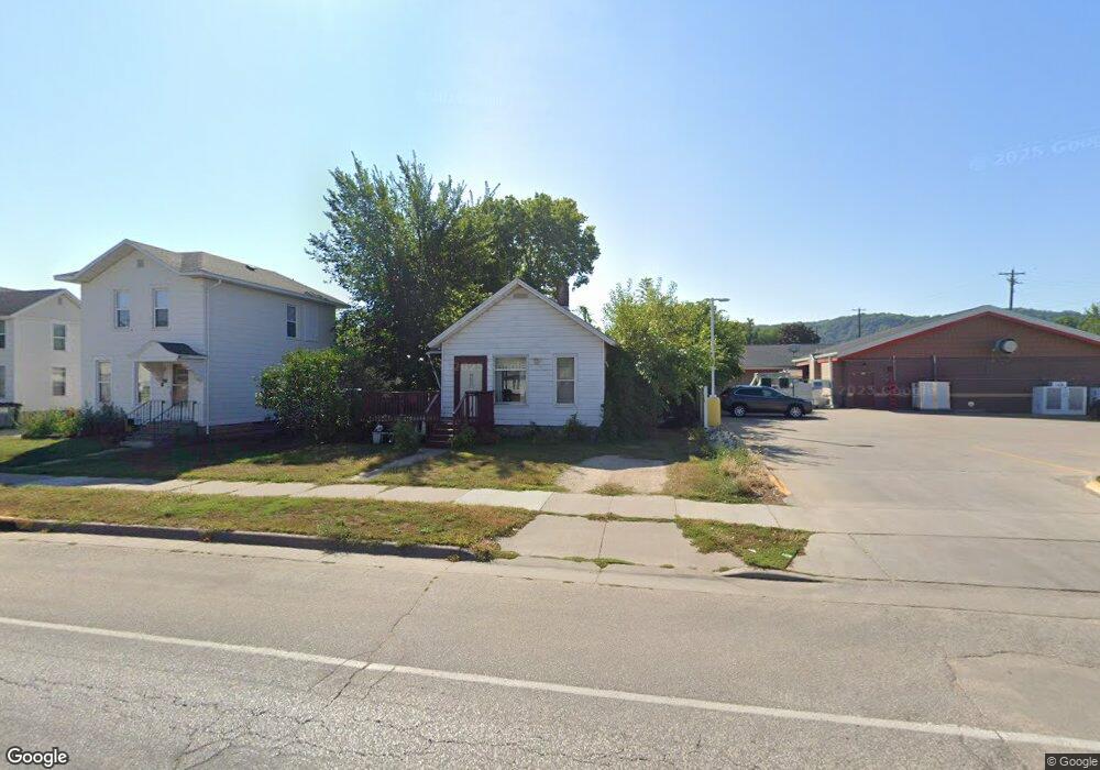 875 W 5th St, Winona, MN 55987 - photo 1