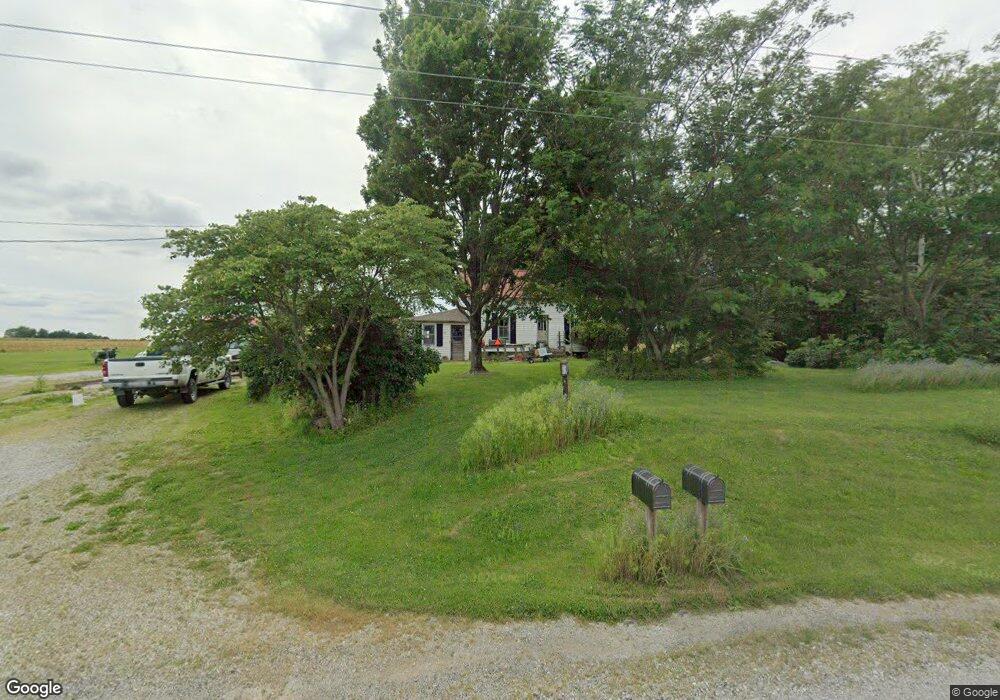 1061 Roosevelt Rd, Iuka, IL 62849 - photo 1
