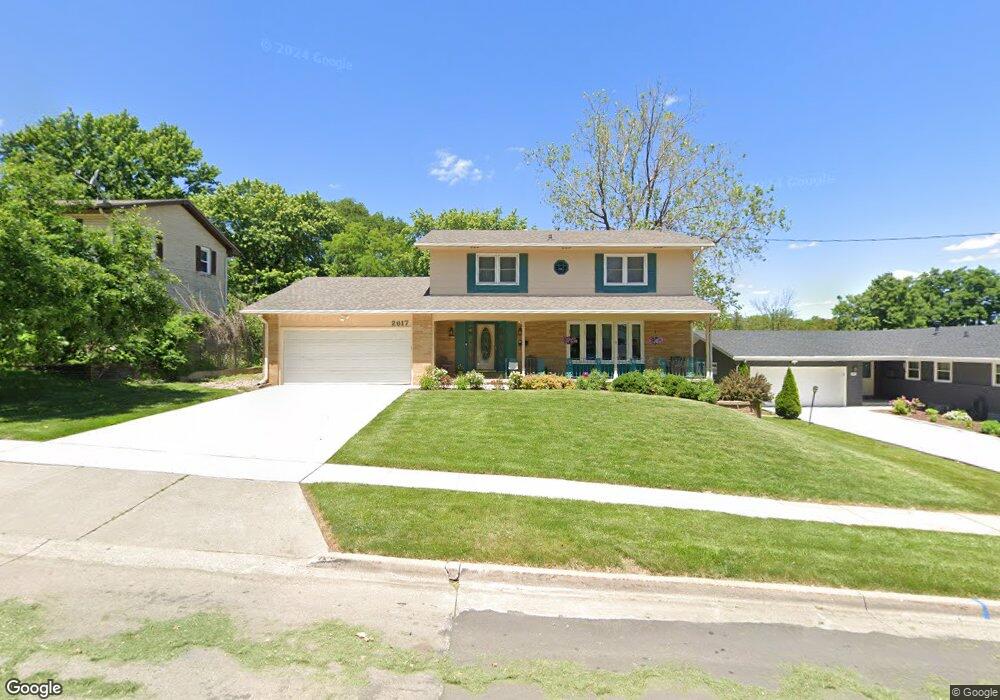 2617 Madison Ave, Des Moines, IA 50310 - photo 1