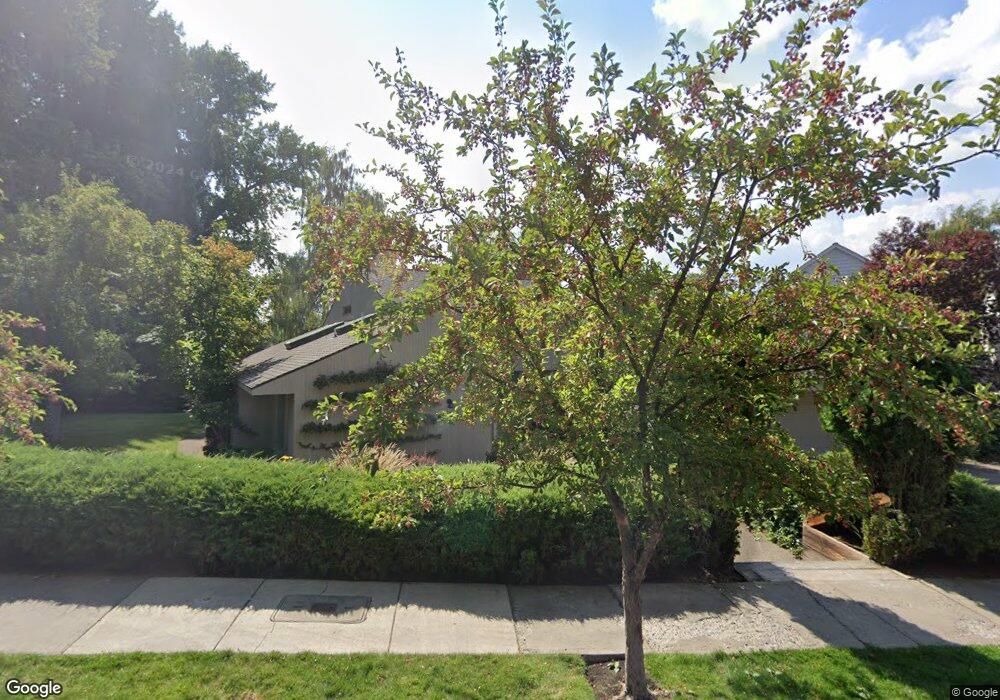 611 NW Drake Rd, Bend, OR 97701 - photo 1