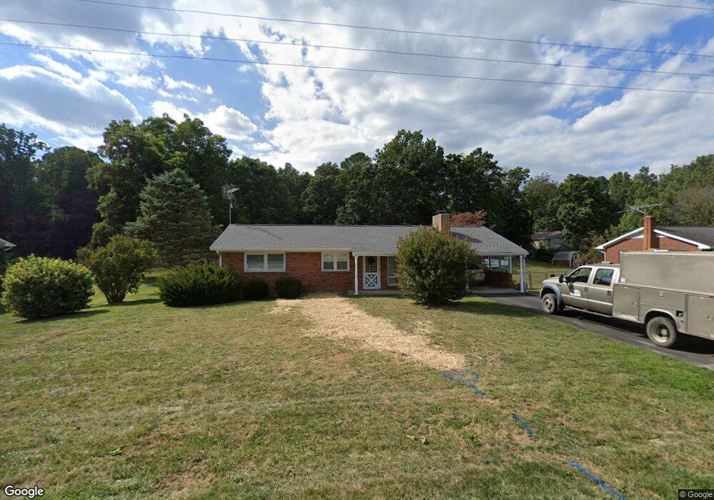 691 Mt Torrey Rd, Lyndhurst, VA 22952 - photo 1