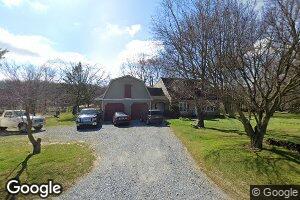 8 Bailey Crossroads Rd, Cochranville, PA 19330