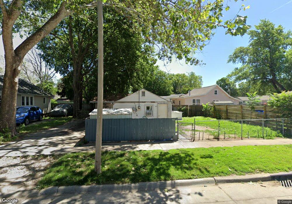 511 E 27th St, Des Moines, IA 50317 - photo 1