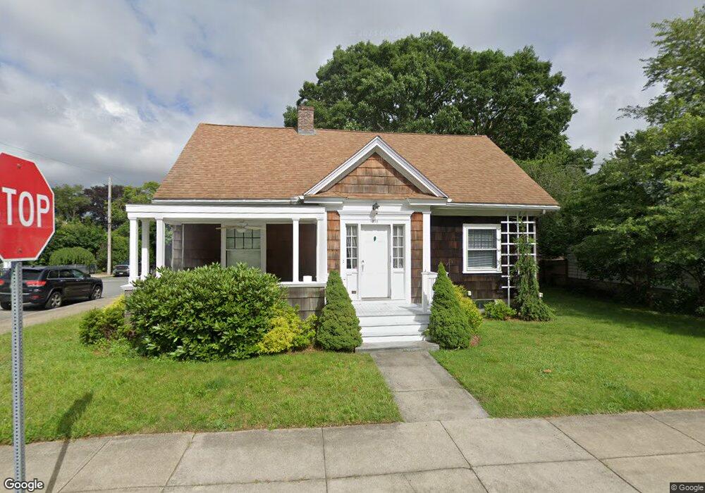 383 Rochester St, Fall River, MA 02720 - photo 1