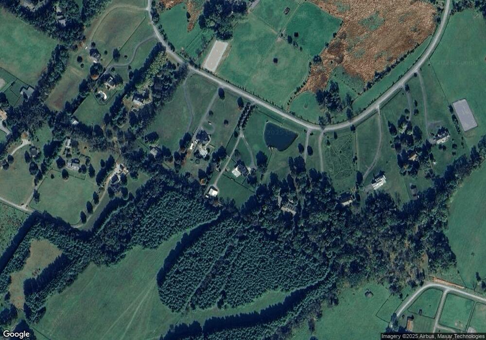 35711 Dunthorpe Ln, Purcellville, VA 20132 - photo 1