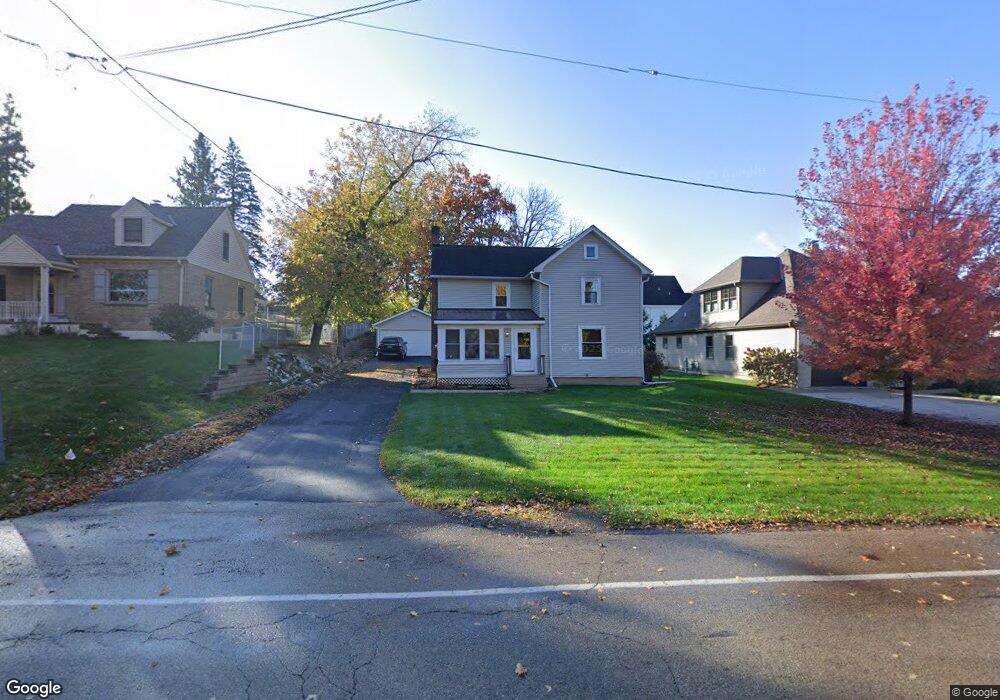 722 Main St, Delafield, WI 53018 - photo 1
