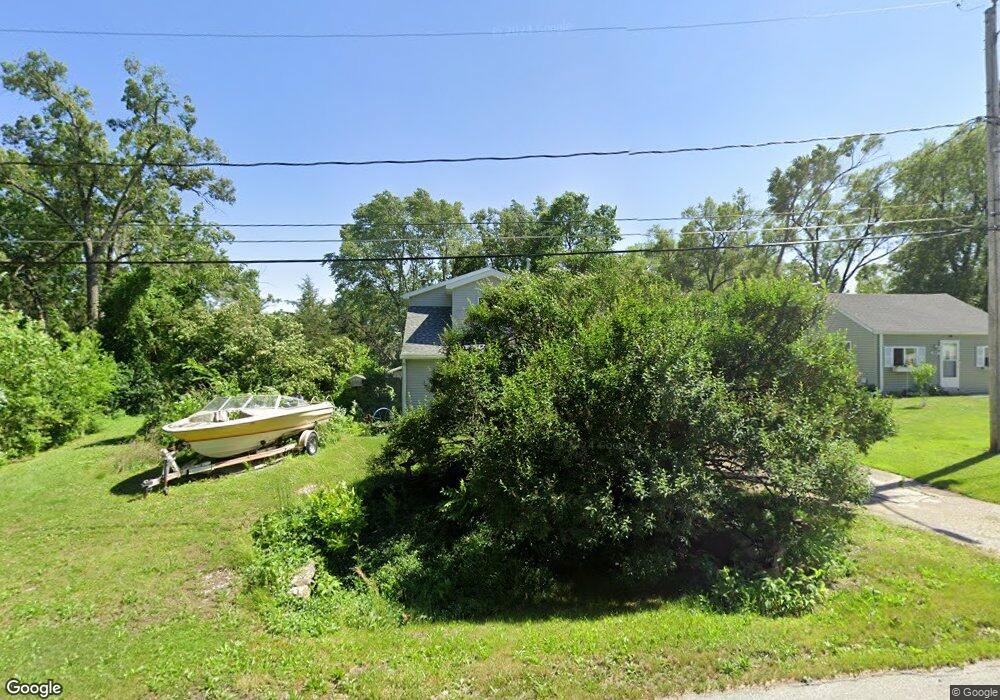 1851 E Marion St, Des Moines, IA 50320 - photo 1