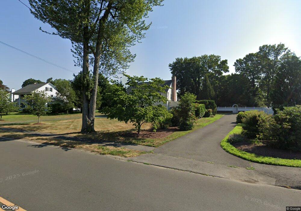 208 Sturges Rd, Fairfield, CT 06824 - photo 1