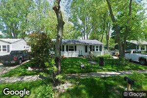4 Englewood Ct, Ann Arbor, MI 48108