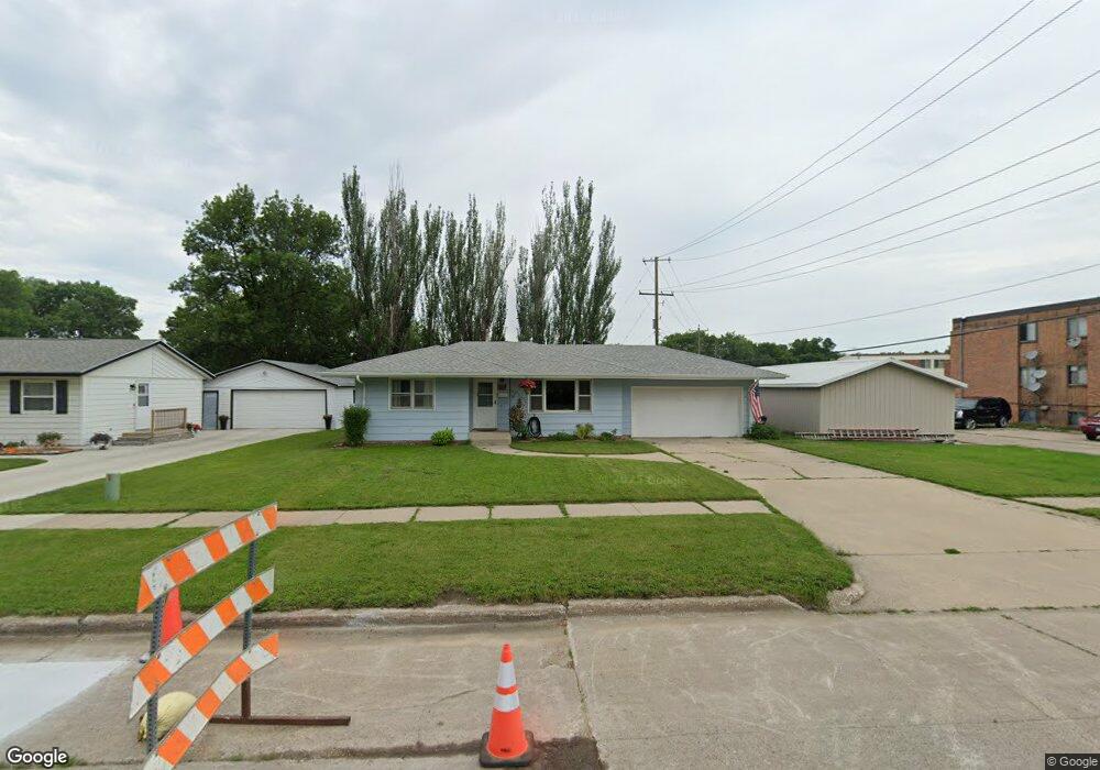 213 18th St S, Fargo, ND 58103 - photo 1