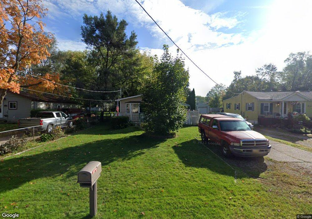 6013 Selfridge Blvd, Lansing, MI 48911 - photo 1