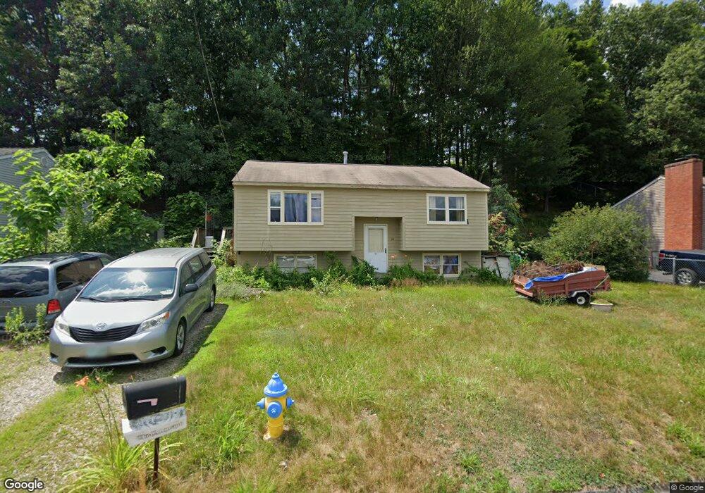 34 Syracuse Rd, Nashua, NH 03064 - photo 1