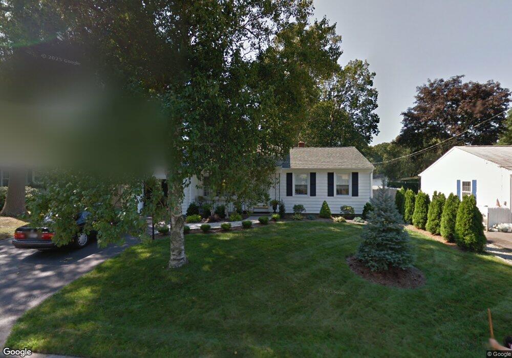 9 Stoneham Dr, Riverside, RI 02915 - photo 1