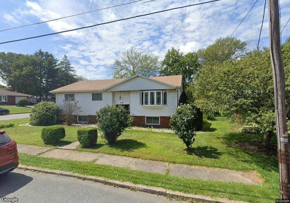 646 Putnam St, Hazleton, PA 18202 - photo 1