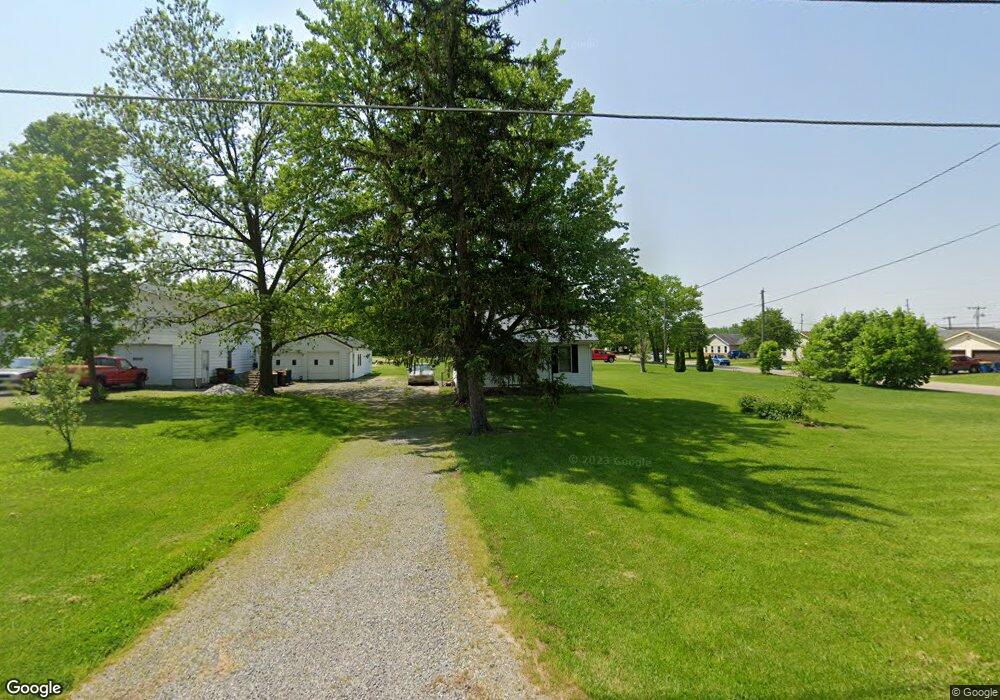 605 W Lafever St, Ossian, IN 46777 - photo 1
