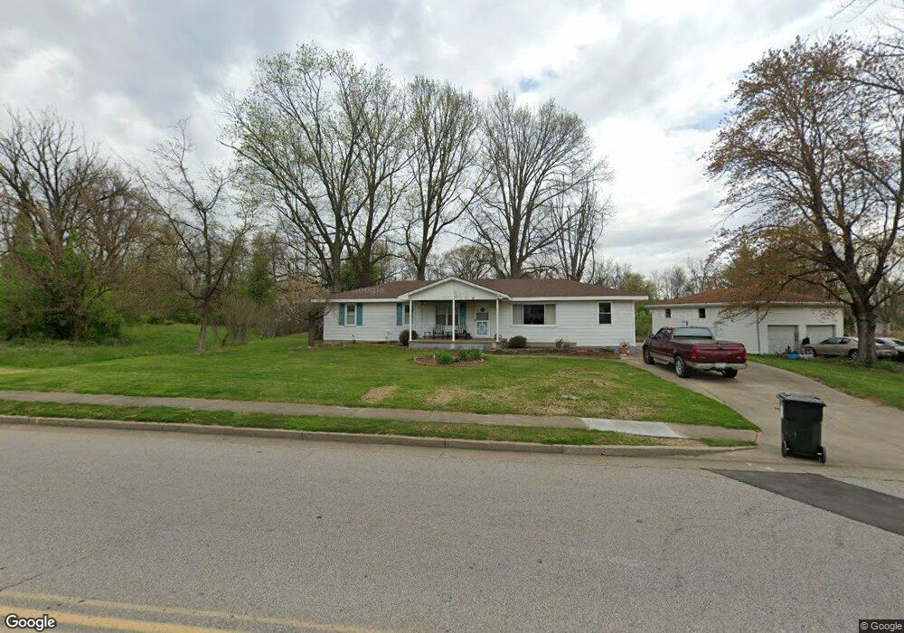 515 Hausfeldt Ln, New Albany, IN 47150 - photo 1