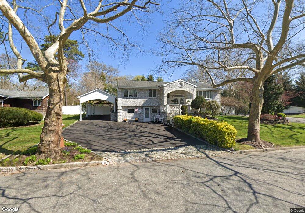 8 Cedar Crest Dr, Dix Hills, NY 11746 - photo 1