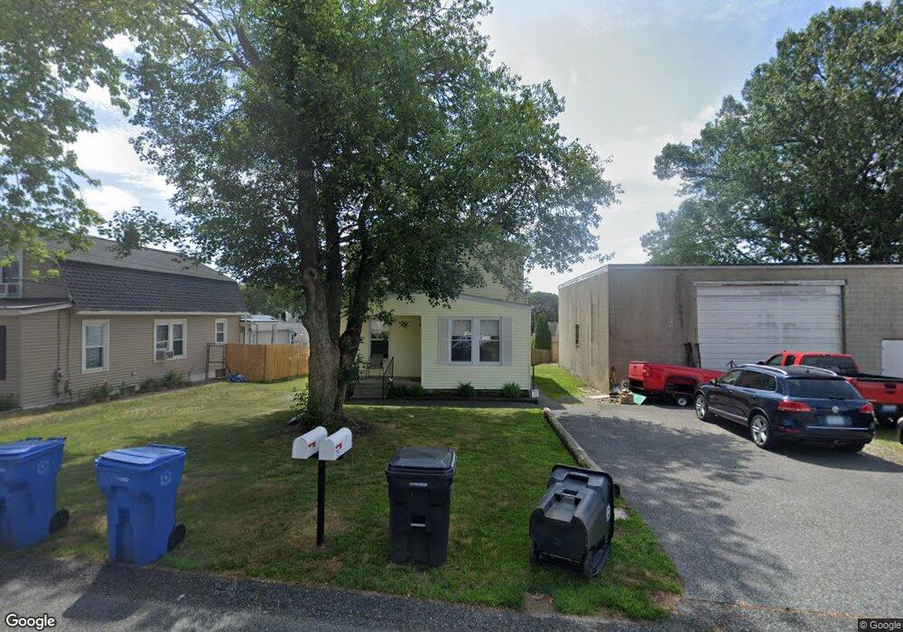 78 Baldwin St, Cumberland, RI 02864 - photo 1