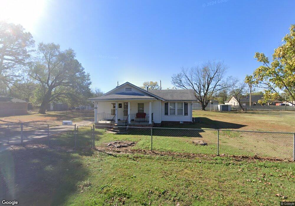 1418 N Collins Ave, Okmulgee, OK 74447 - photo 1