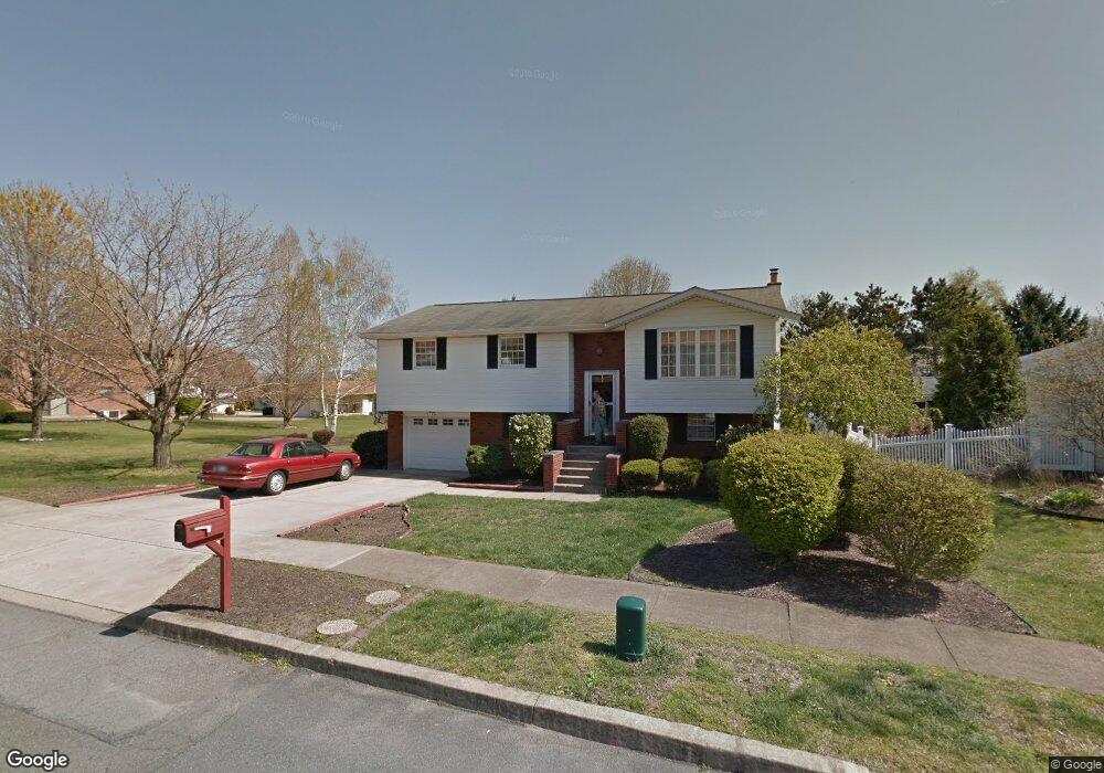 308 E Oriole Dr, Kingston, PA 18704 - photo 1