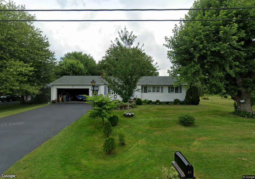 61 Fayal Ln, Middletown, RI 02842 - photo 1