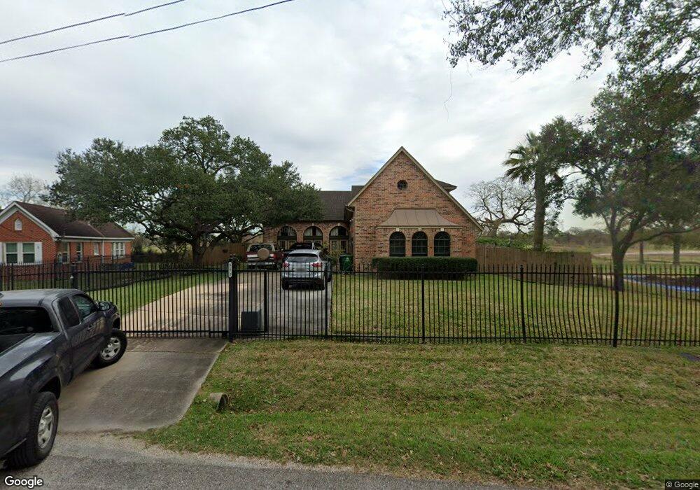 8172 River Dr, Houston, TX 77017 - photo 1