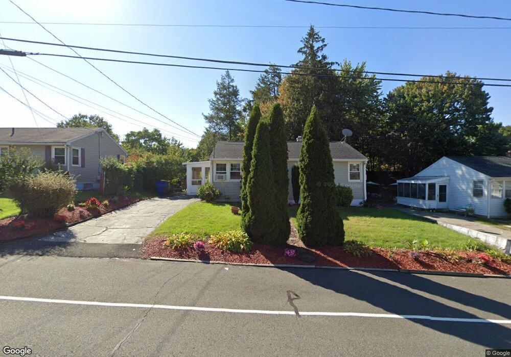 100 Meadowbrook Dr, Waterbury, CT 06706 - photo 1