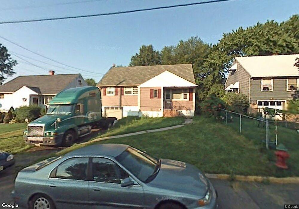 25 Reilly Ct, Metuchen, NJ 08840 - photo 1