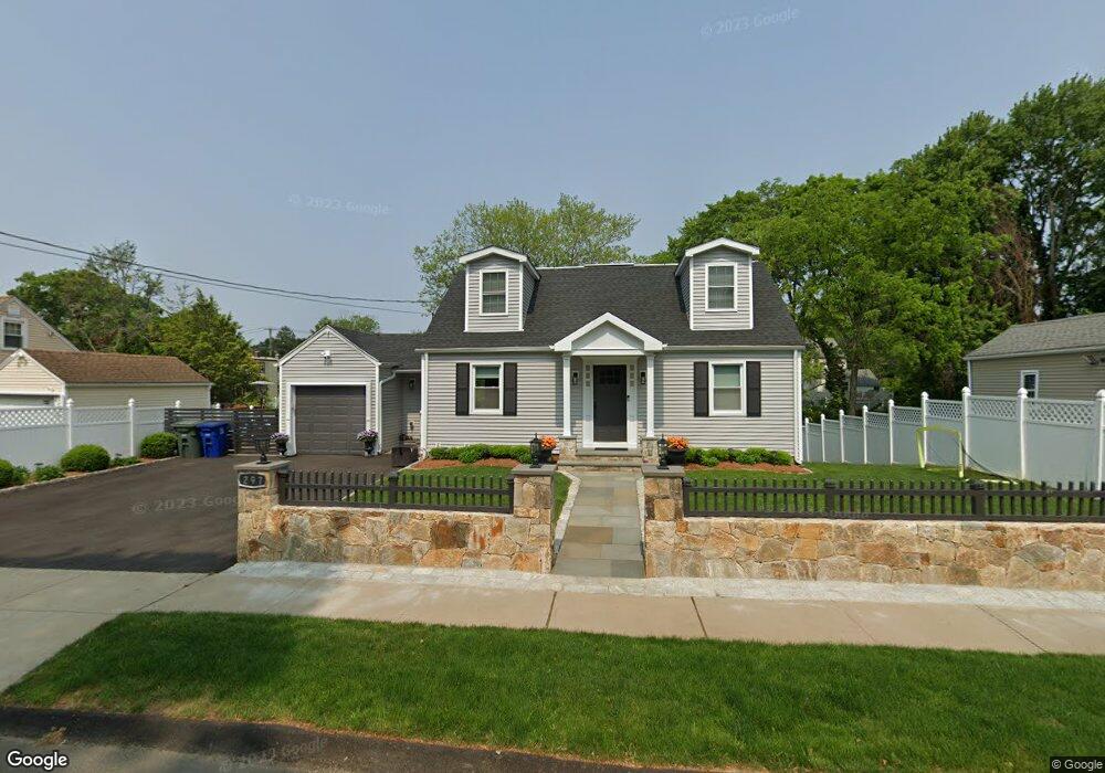 297 Hooker Rd, Bridgeport, CT 06610 - photo 1