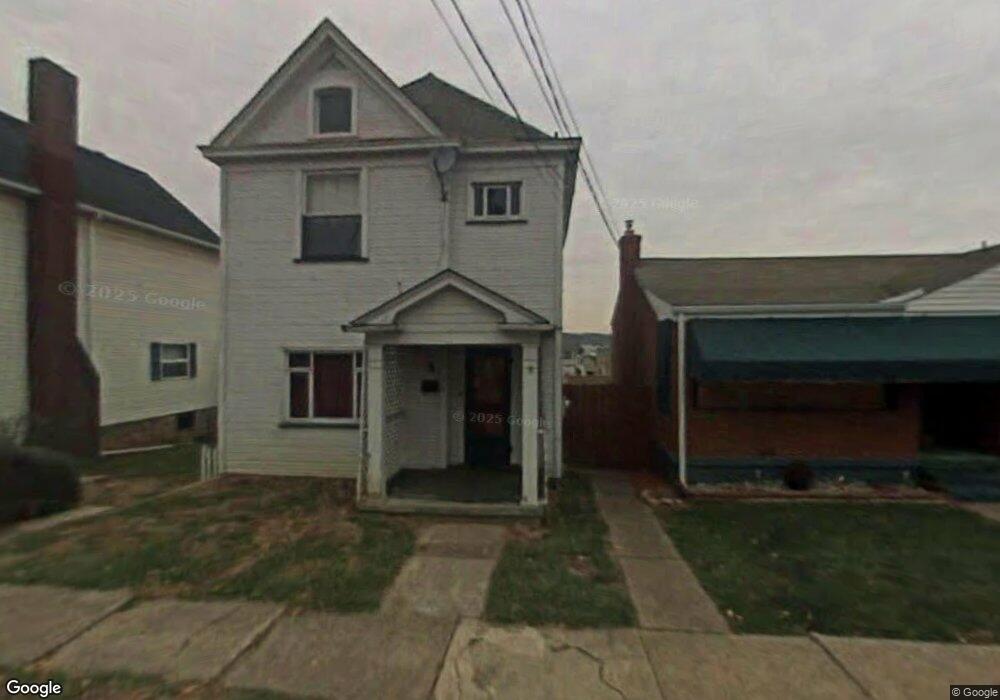 220 Emerson St, Vandergrift, PA 15690 - photo 1