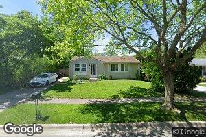 4 Lucerne Ct, Ann Arbor, MI 48108