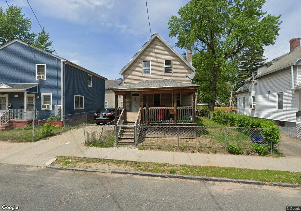 52 Burr St, Springfield, MA 01109 - photo 1