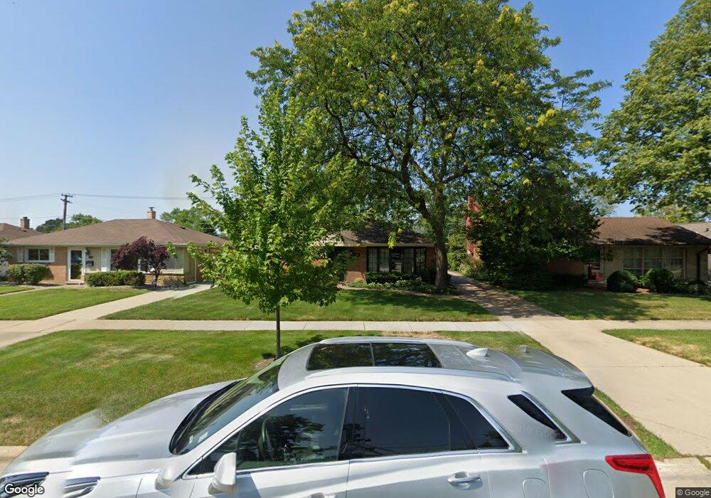 824 E Algonquin Rd, Des Plaines, IL 60016 - photo 1