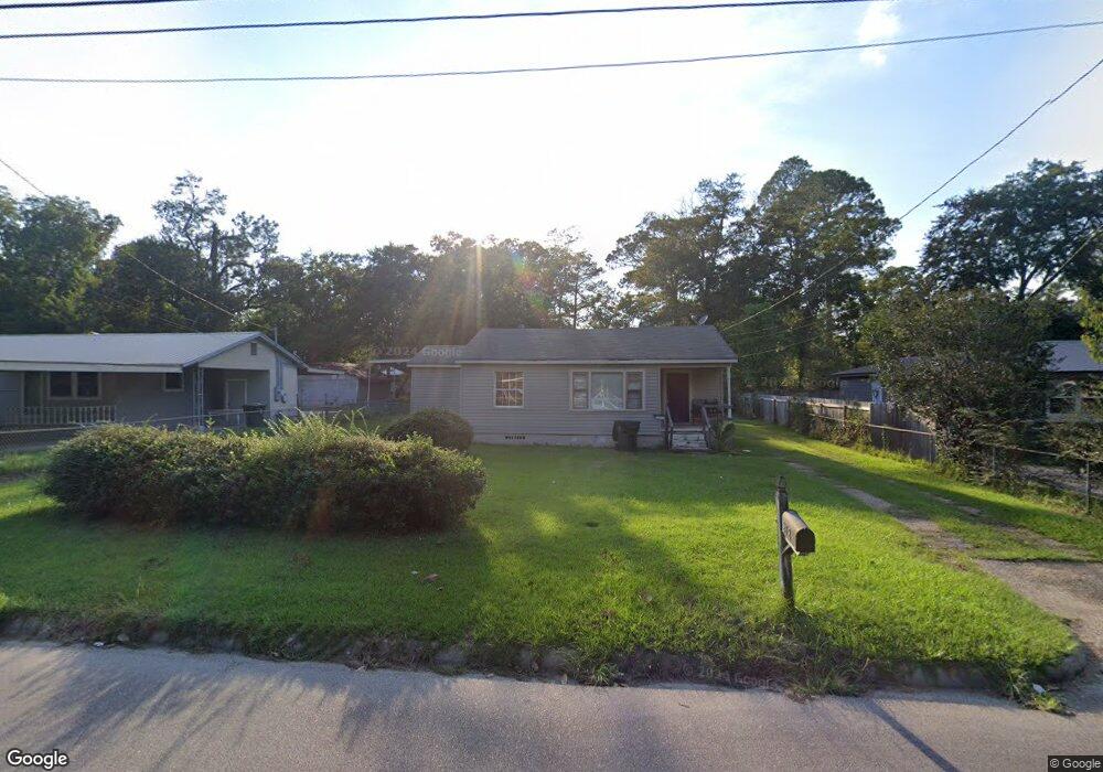 208 Massee Dr, Dothan, AL 36301 - photo 1
