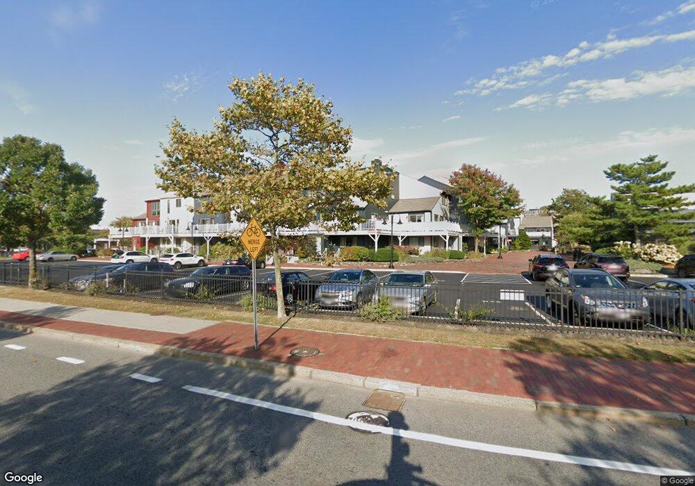 223 Goddard Row, Newport, RI 02840 - photo 1