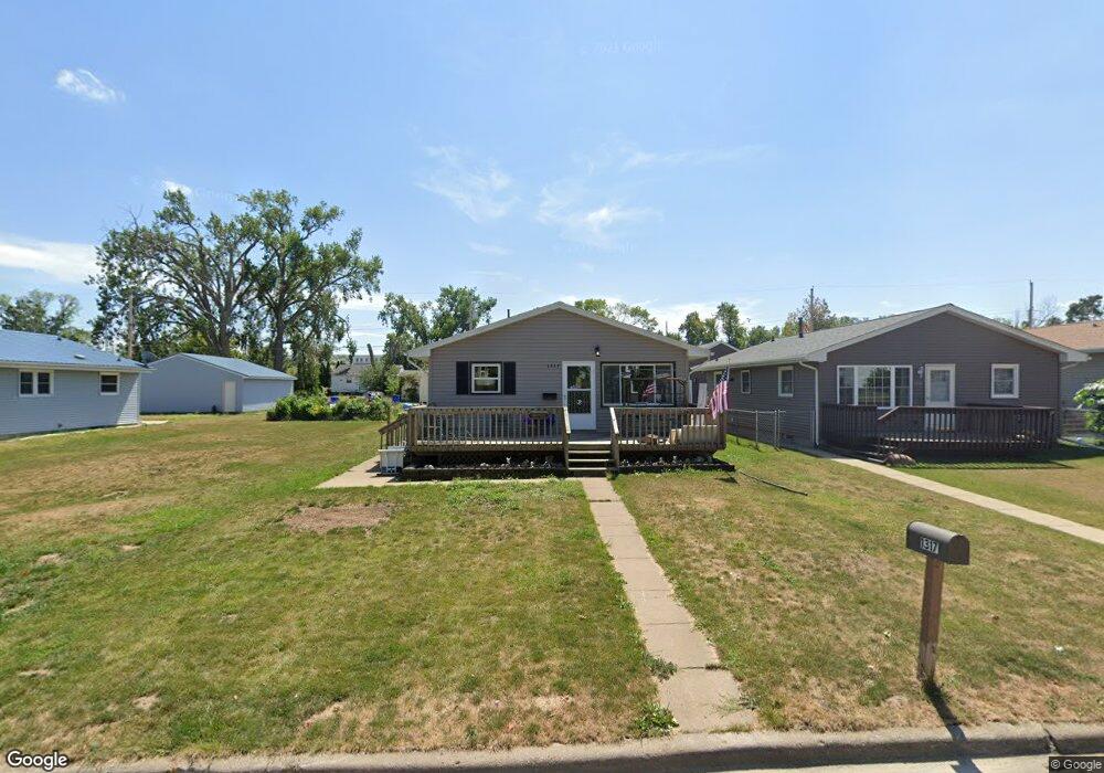 1317 21st Ave SW, Cedar Rapids, IA 52404 - photo 1